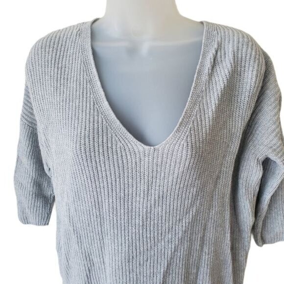 EXPRESS Womens Sweater SZ XS Cotton Knit Gray V-Neck Oversize Pullover Boyriend - Picture 4 of 10